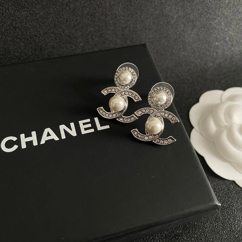 Sustainable Chanel Earrings 221026