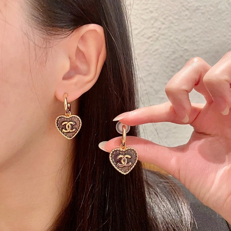 Chanel Earrings Reliable 221021