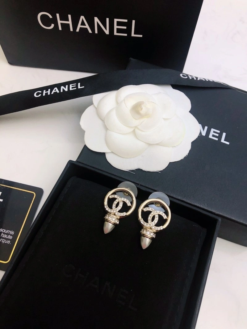 Chanel Earrings Effortless 221017