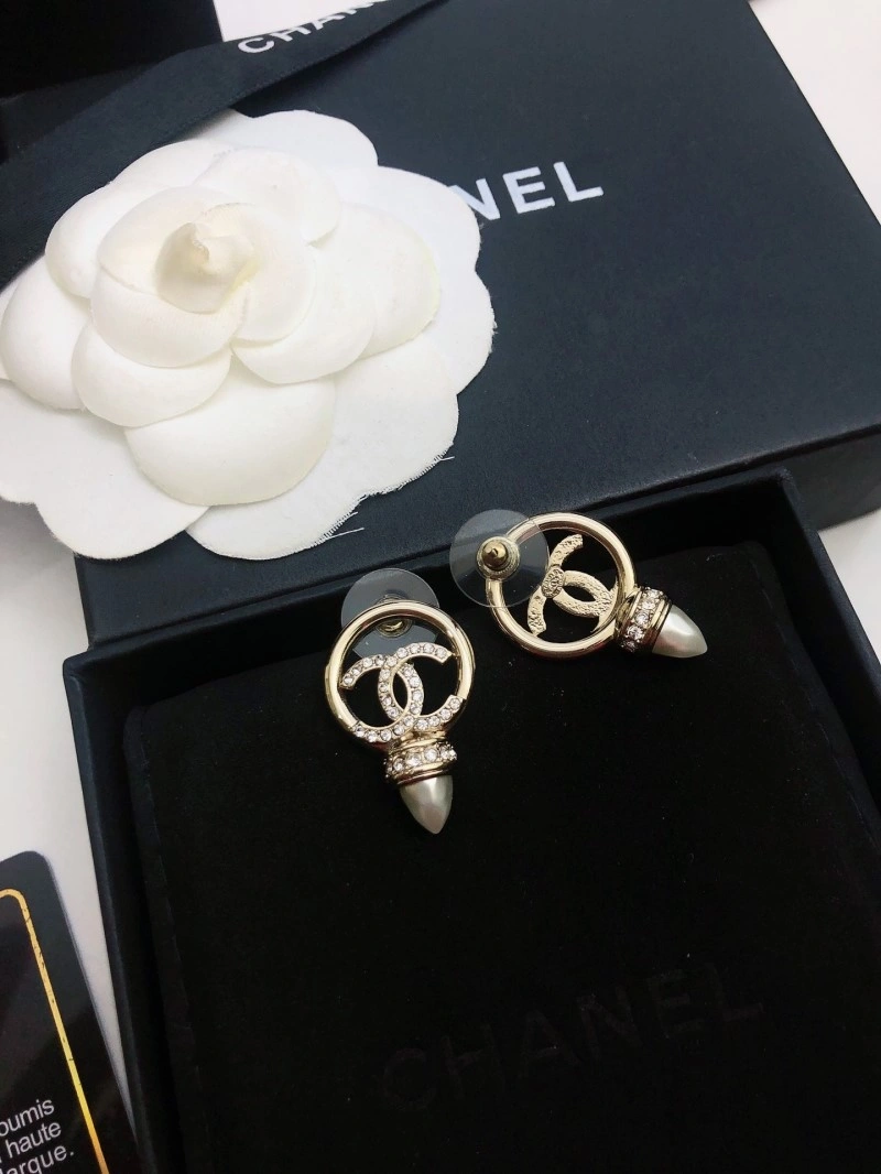 Chanel Earrings Effortless 221017