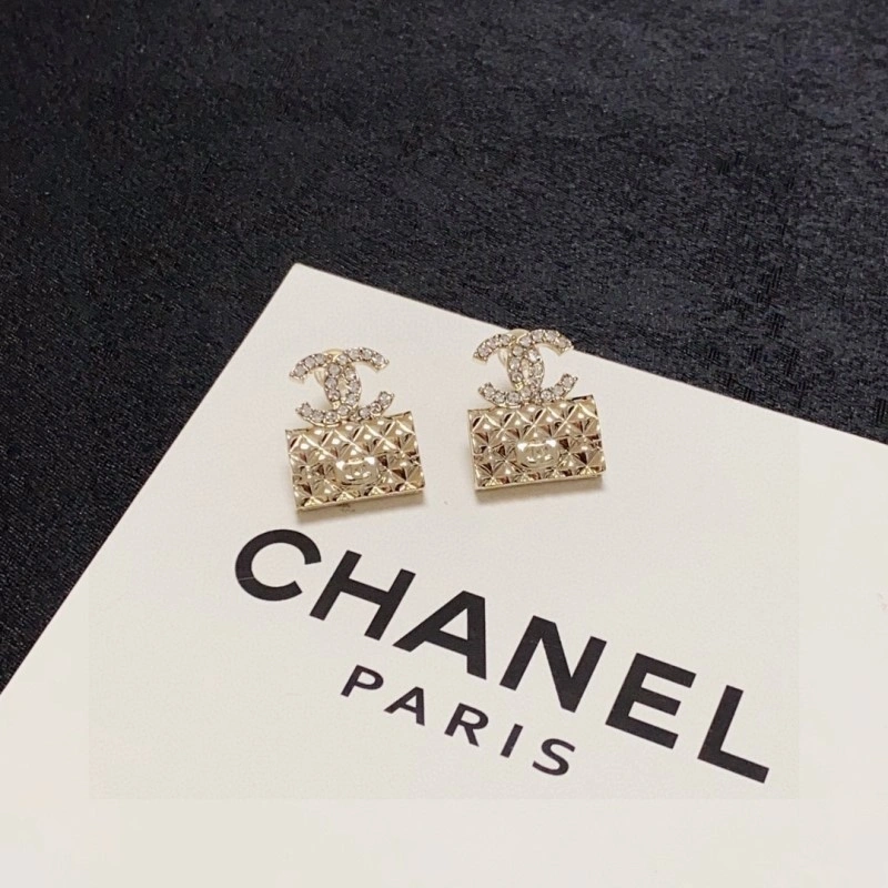 Durable Chanel Earrings 221014
