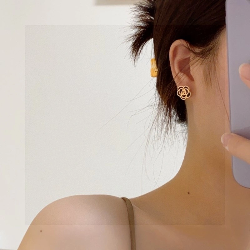 OdorResistant Chanel Earrings 221027