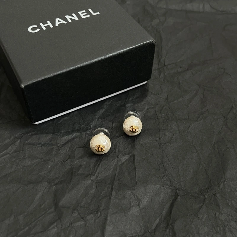 Chic Chanel Earrings 221102
