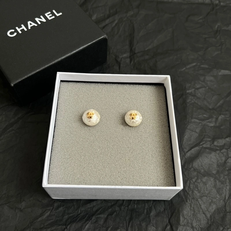 Chic Chanel Earrings 221102