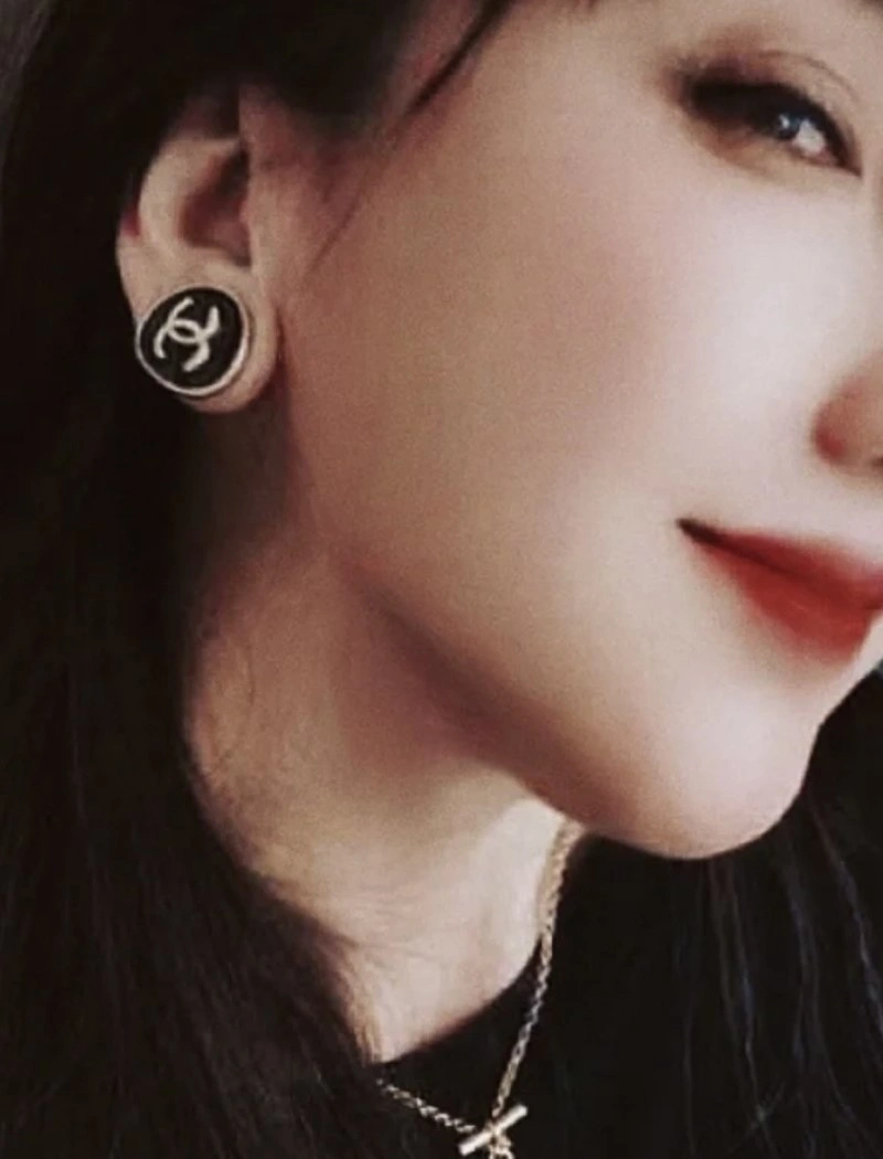 SmartChoice Chanel Earrings 221009