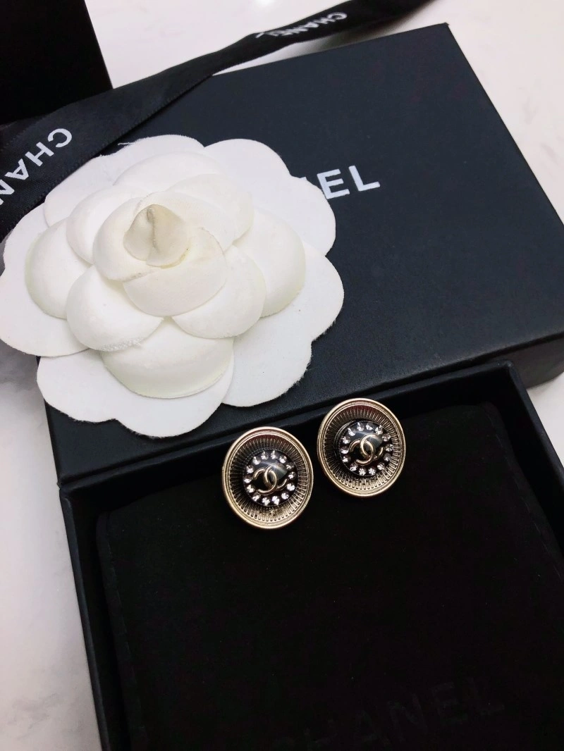Sleek Chanel Earrings 221057