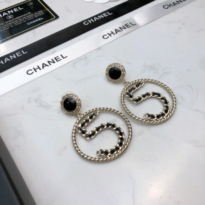 Chanel Earrings Packable 221000