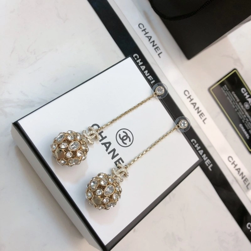 Chanel Earrings TimelessDesign 220997