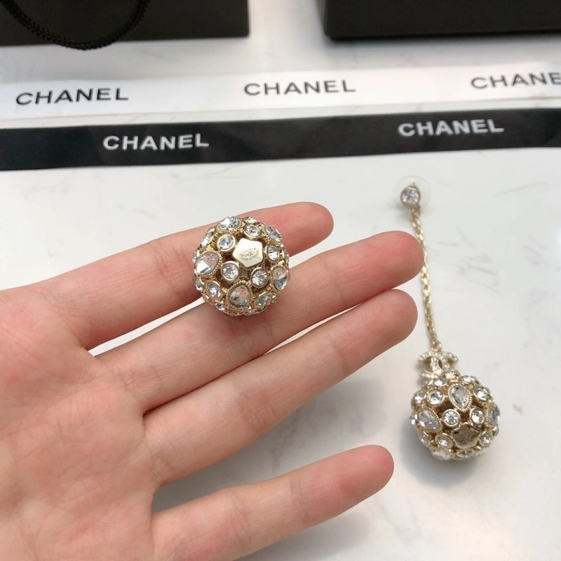 Chanel Earrings TimelessDesign 220997
