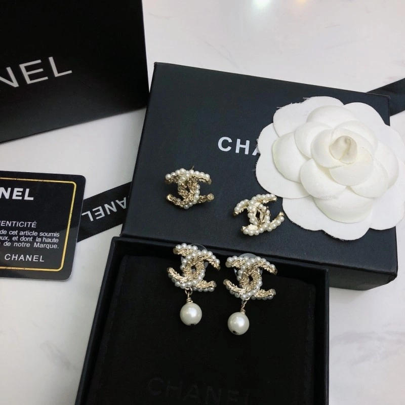 WrinkleFree Chanel Earrings 220977