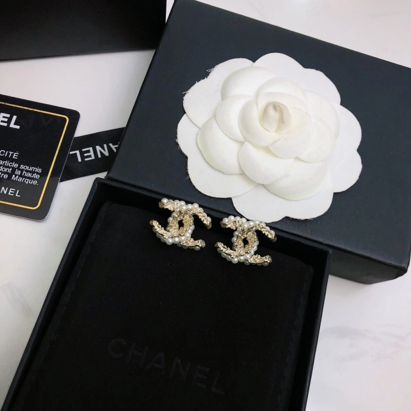 WrinkleFree Chanel Earrings 220977