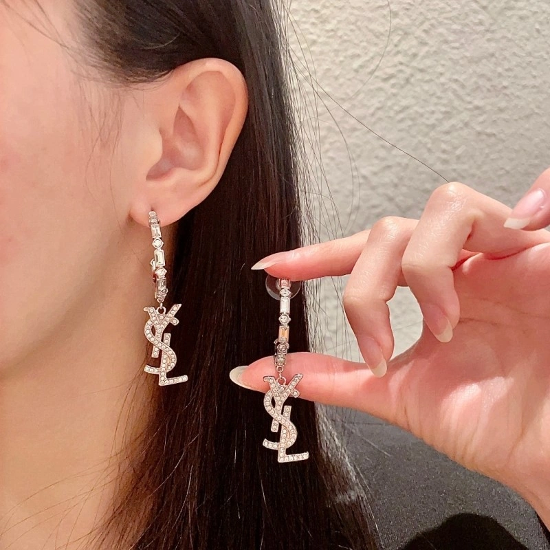 HighQuality Chanel Earrings 220962
