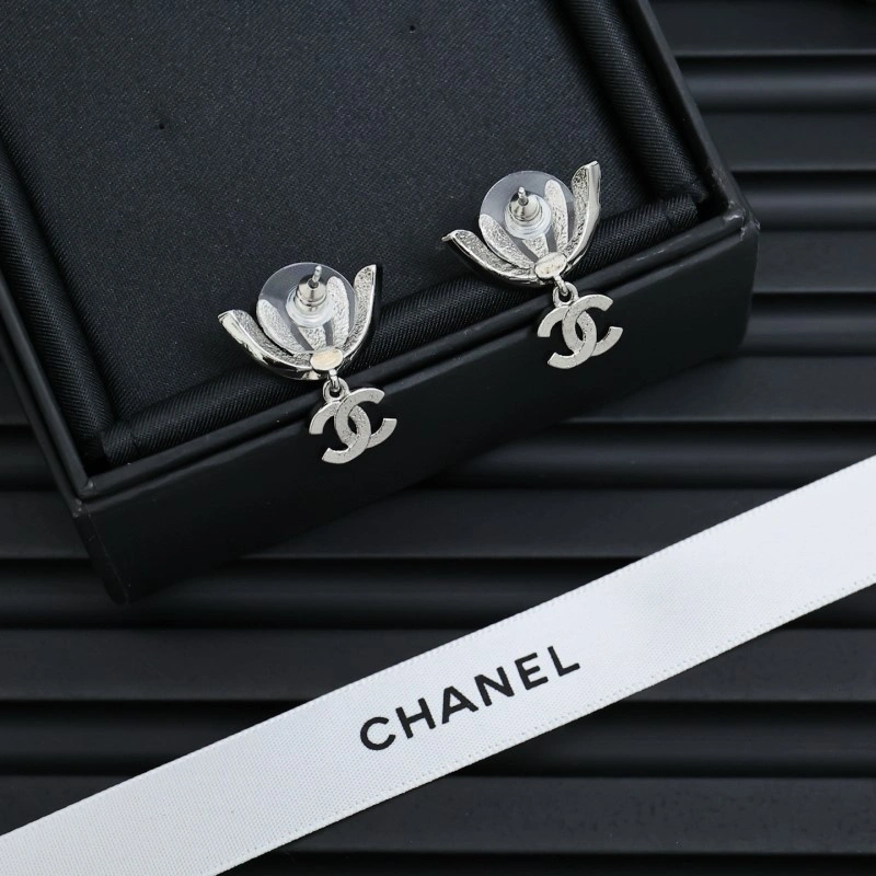 Chanel Earrings WrinkleFree 220965