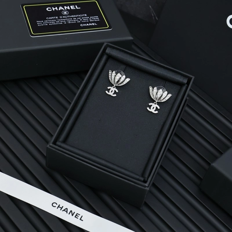 Chanel Earrings WrinkleFree 220965