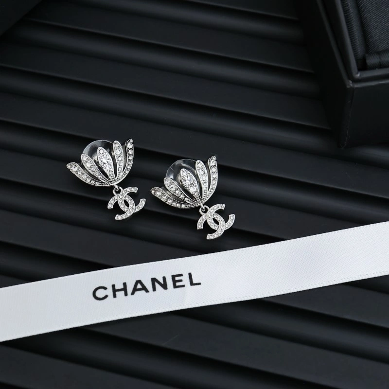 Chanel Earrings WrinkleFree 220965