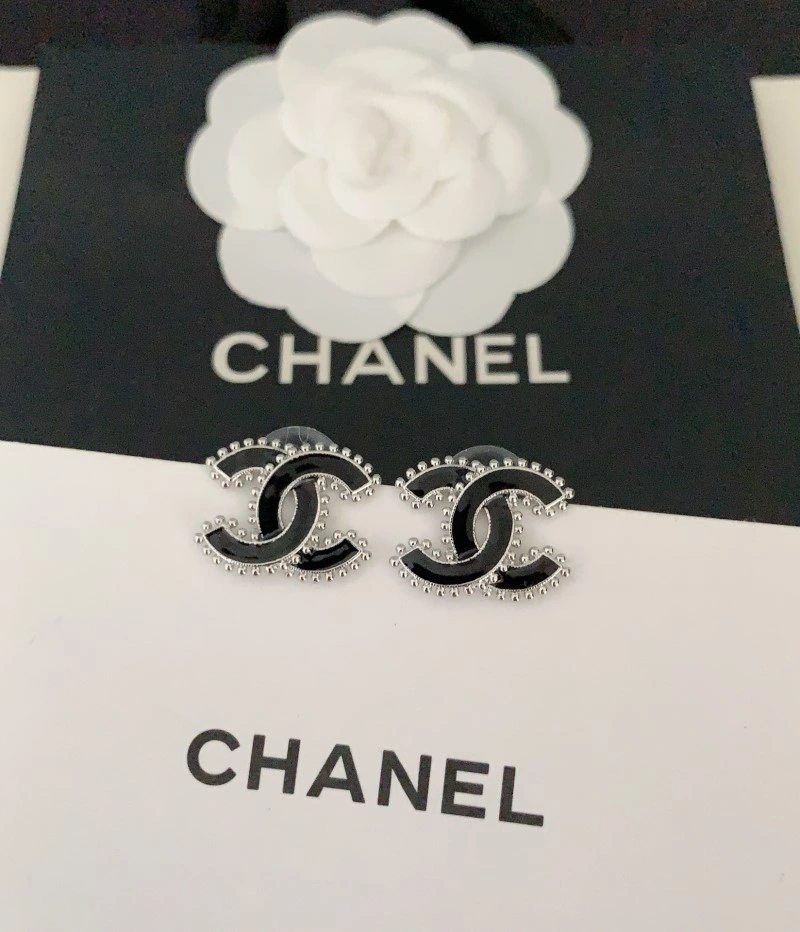 Durable Chanel Earrings 220957