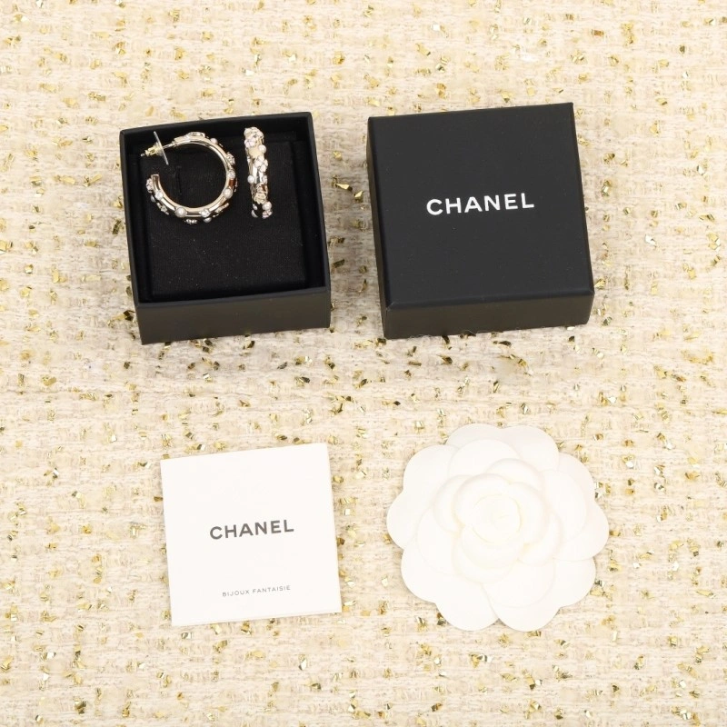 Chanel Earrings MoistureWicking 220944