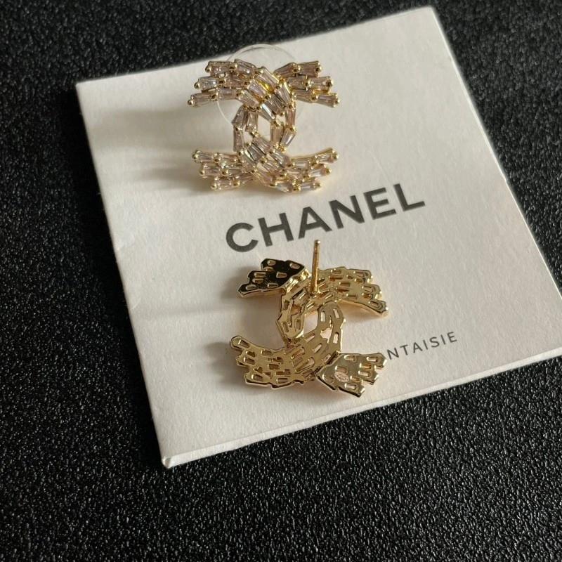 Modern Chanel Earrings 220937