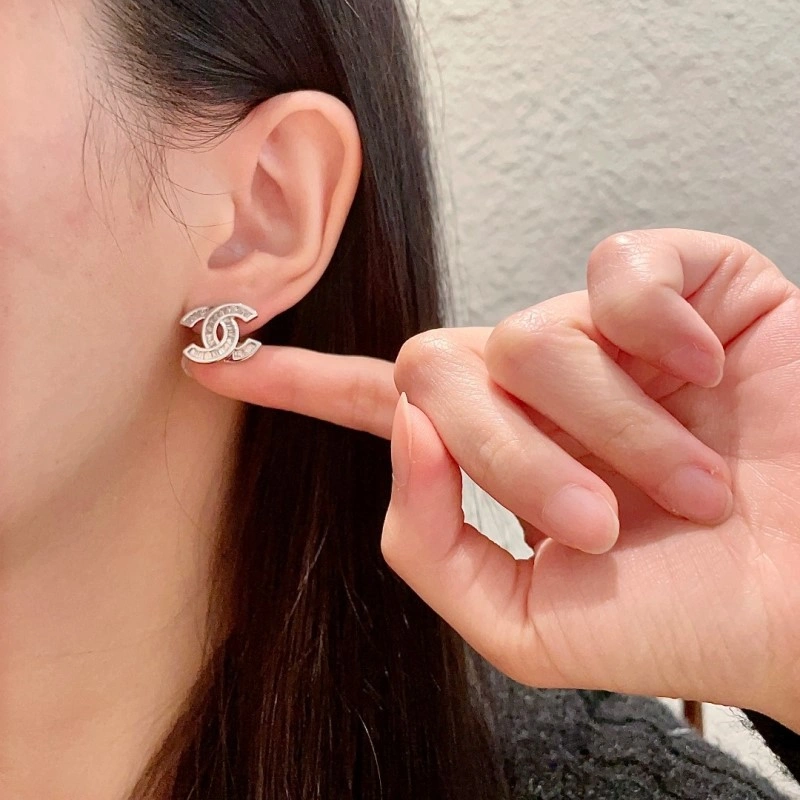 Practical Chanel Earrings 220969
