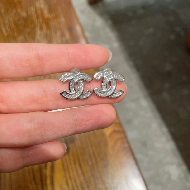 Practical Chanel Earrings 220969