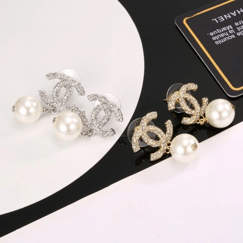 Chanel Earrings Unisex 220990