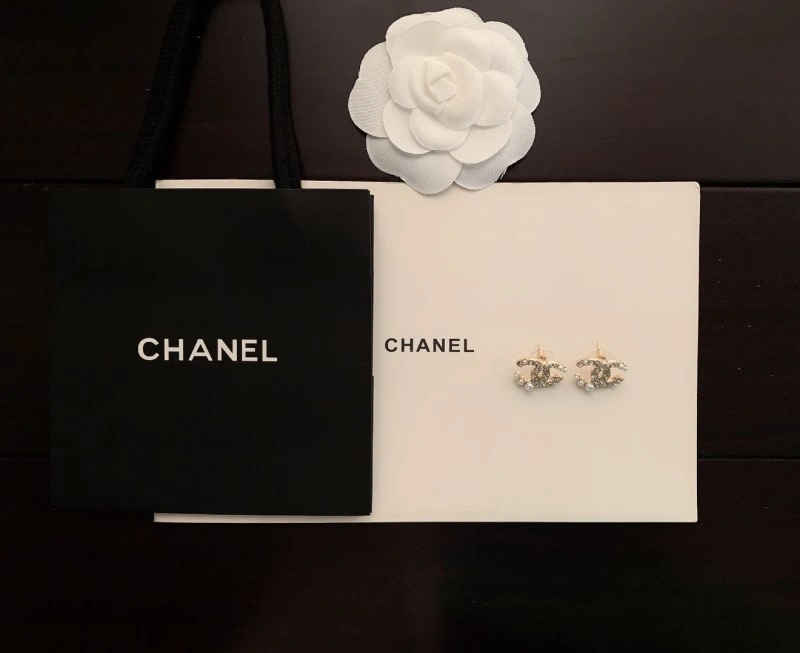 TechFriendly Chanel Earrings 220982