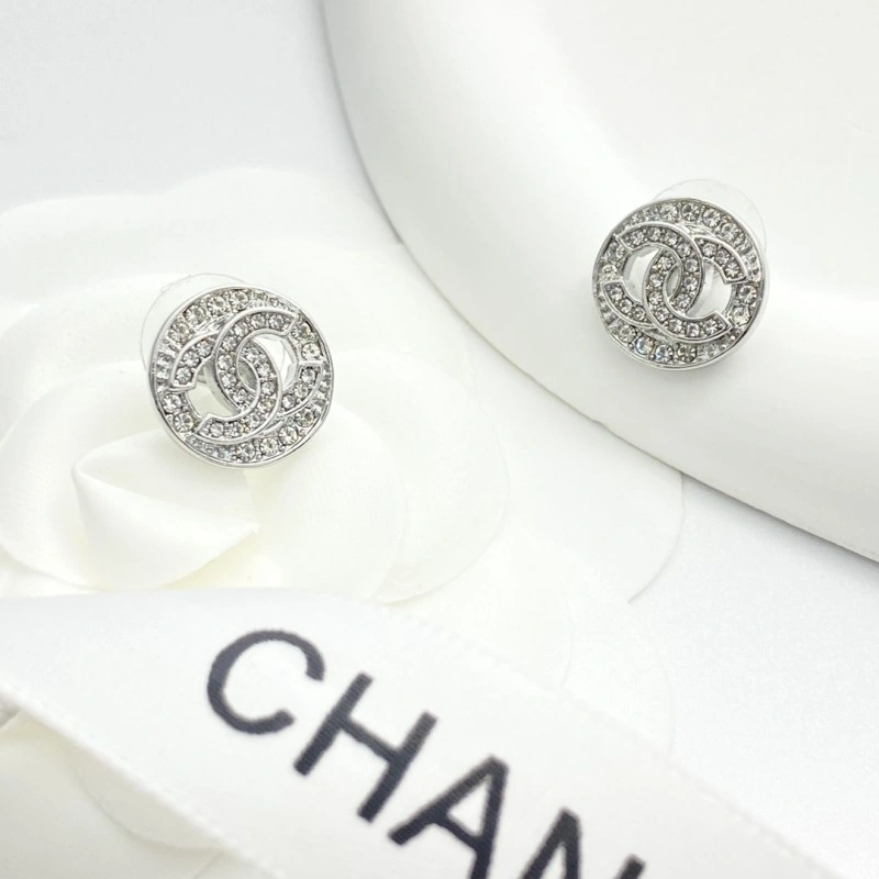 Stylish Chanel Earrings 220919