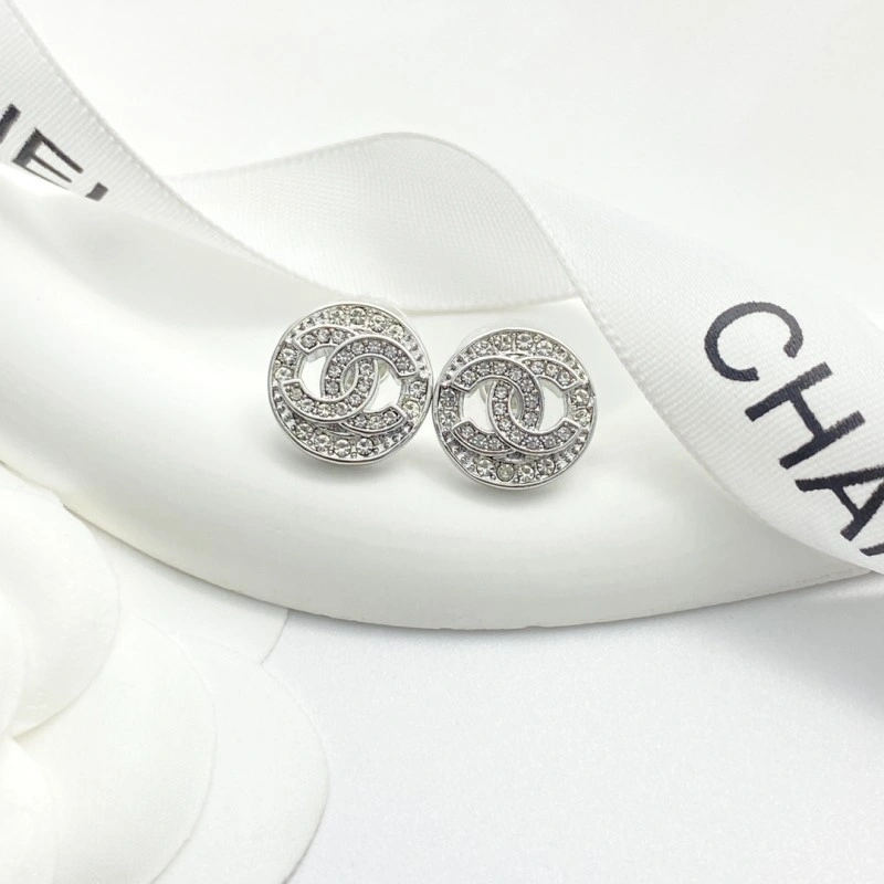 Stylish Chanel Earrings 220919