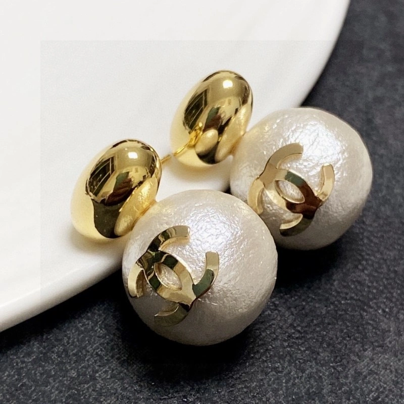 Chanel Earrings ModernLook 220214