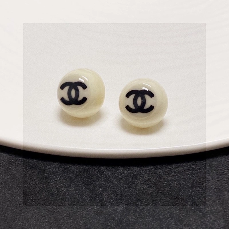 Supportive Chanel Earrings 220217