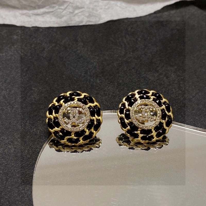Supportive Chanel Earrings 220221