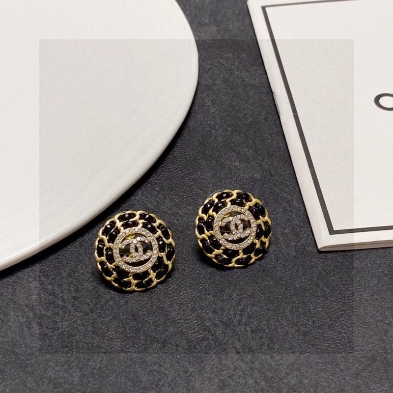 Supportive Chanel Earrings 220221
