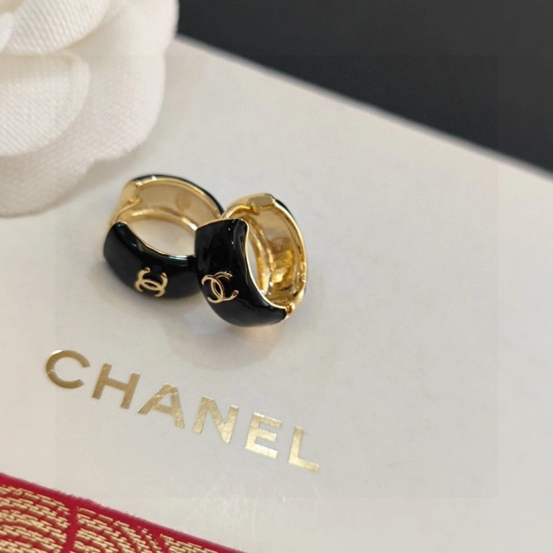 Chanel Earrings Classic 220215
