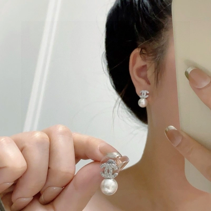 Chanel Earrings Reliable 220204