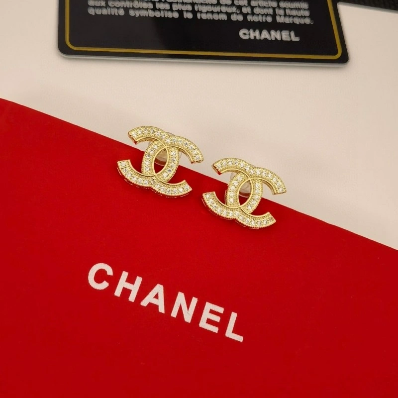 Contemporary Chanel Earrings 220207