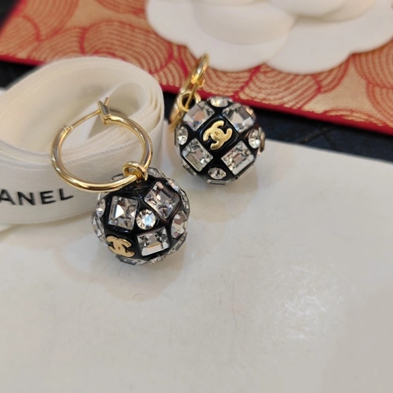 Stretchable Chanel Earrings 220198