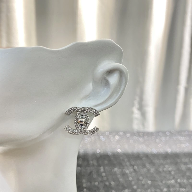 Chanel Earrings Lightweight 220196