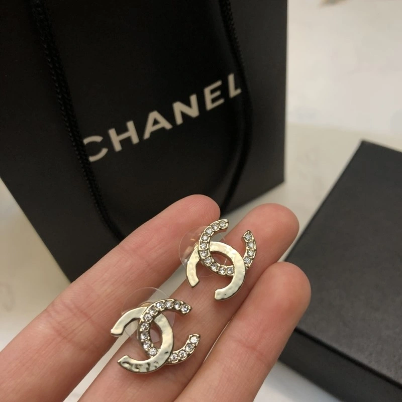 Chanel Earrings Compact 220188