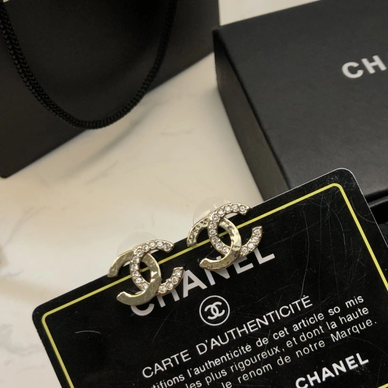 Chanel Earrings Compact 220188