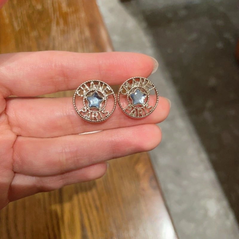 Durable Chanel Earrings 220183