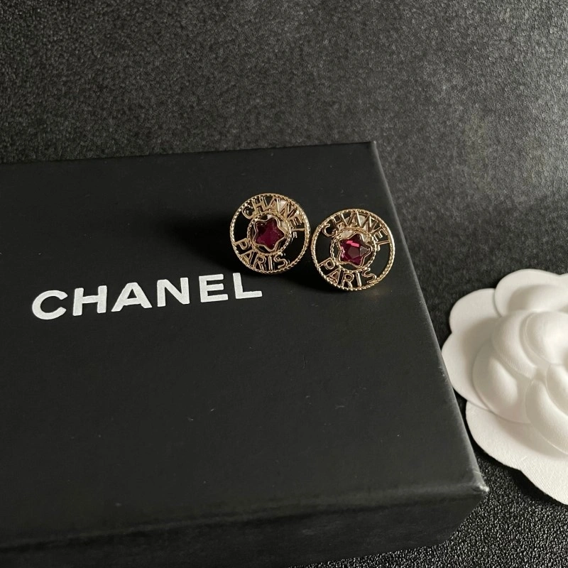 Chanel Earrings Compact 220175
