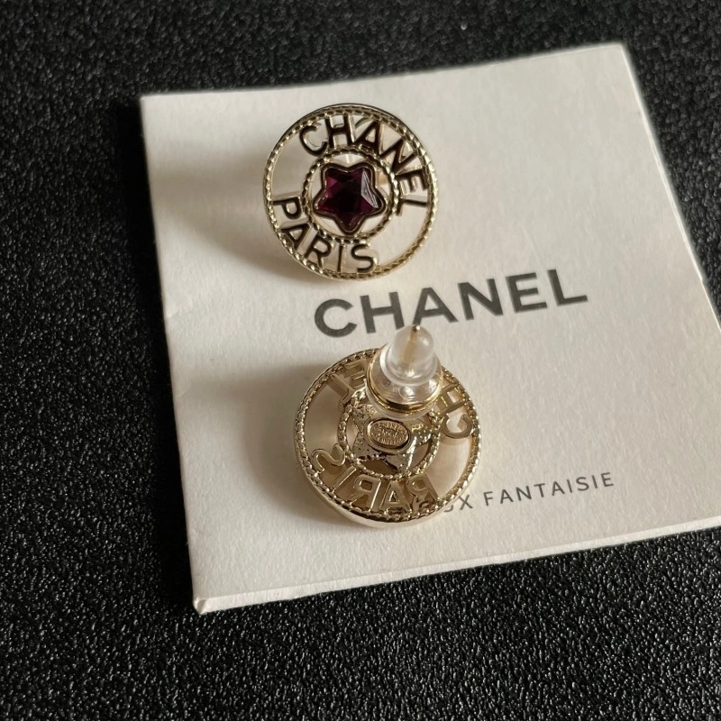 Chanel Earrings Compact 220175