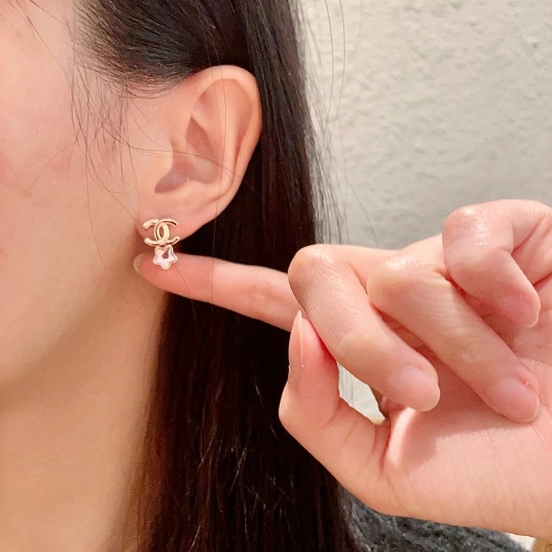 Popular Chanel Earrings 220170