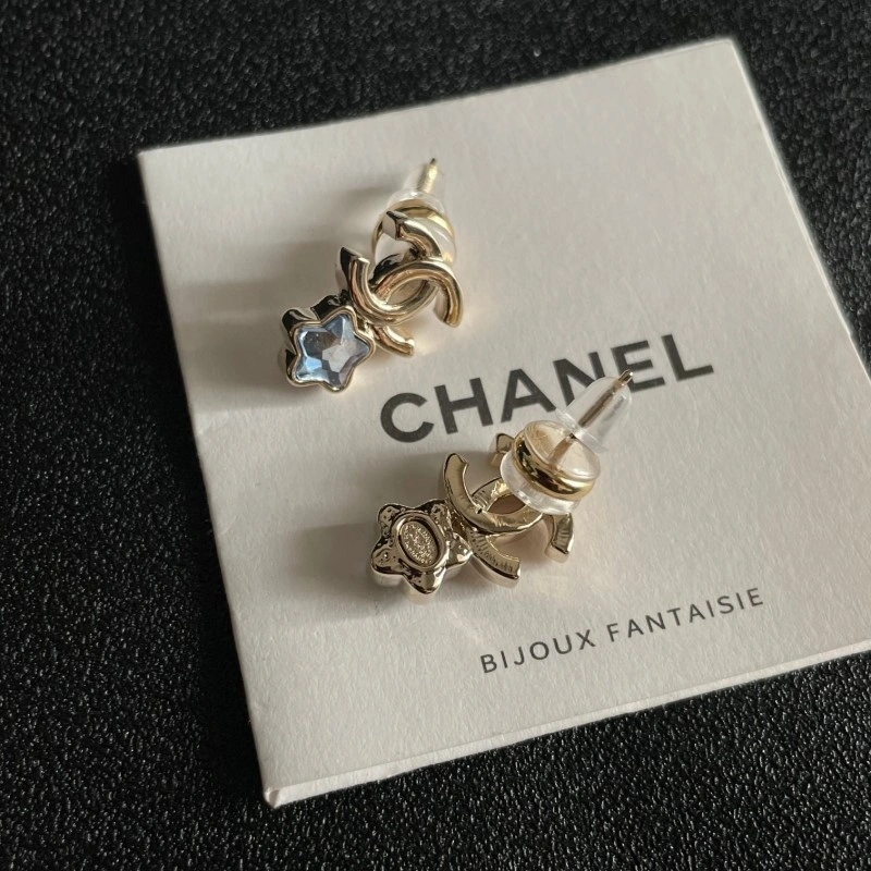 WeatherProof Chanel Earrings 220168