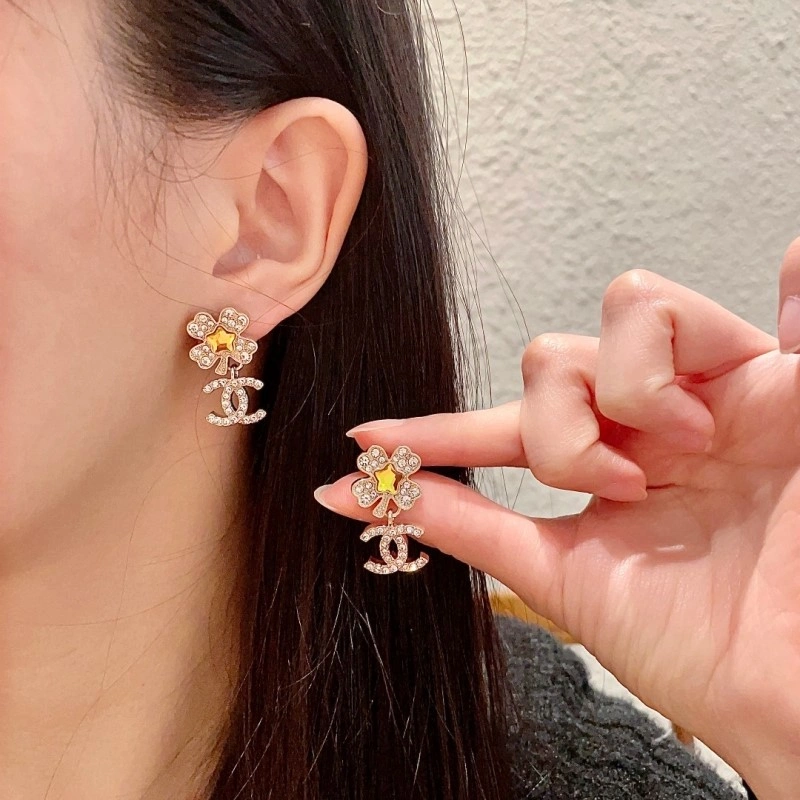 Chanel Earrings Elegant 220186