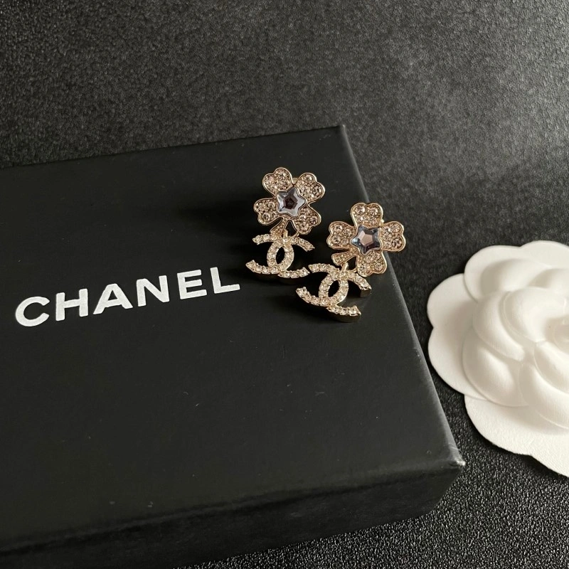 Chanel Earrings Affordable 220169