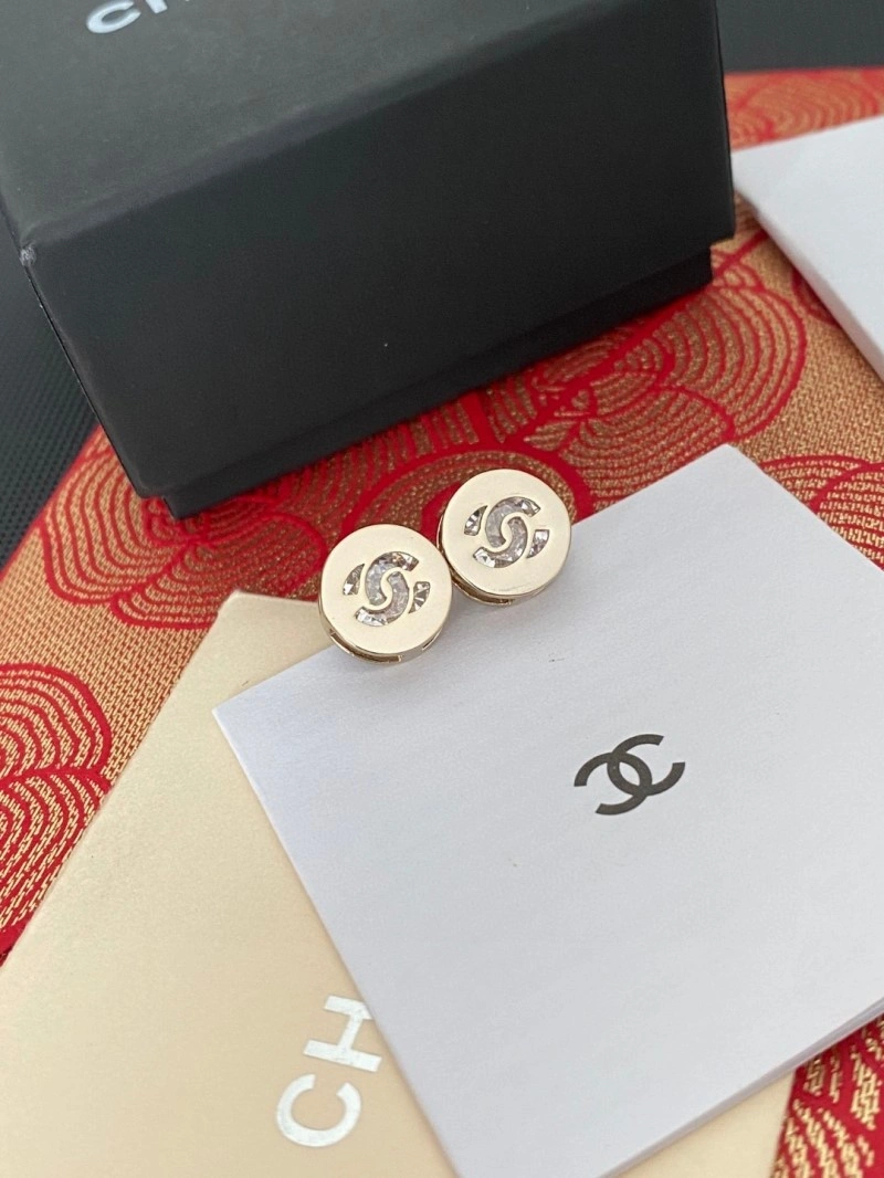 Sleek Chanel Earrings 220161