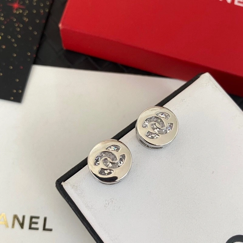 Sleek Chanel Earrings 220161