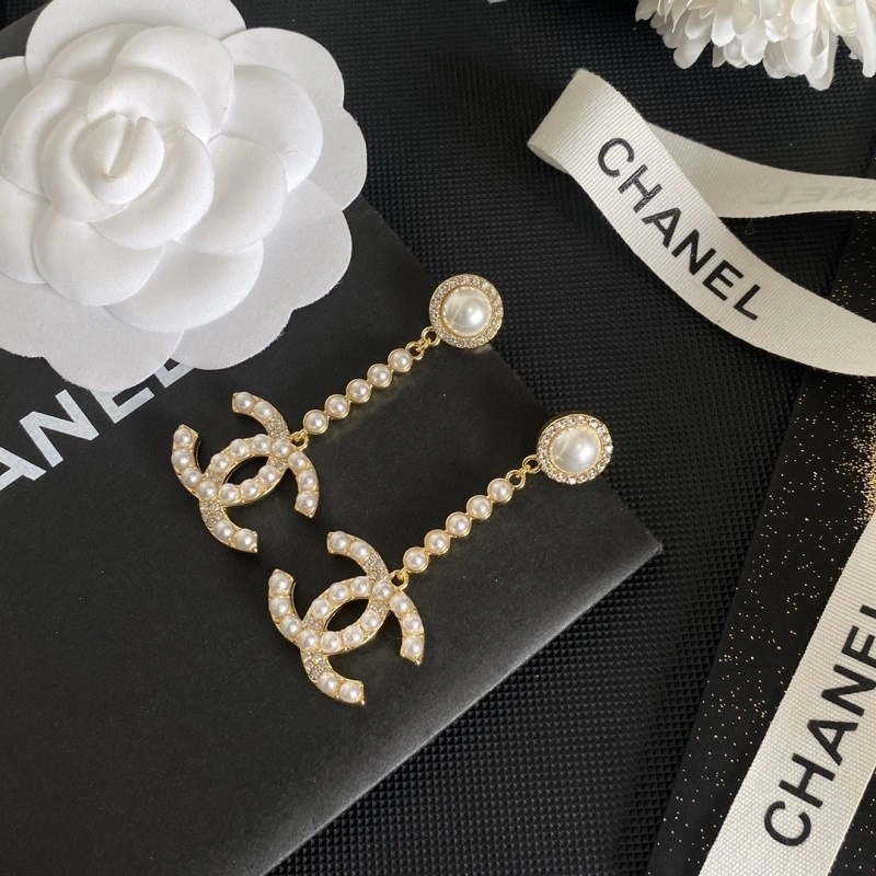 FashionForward Chanel Earrings 220159