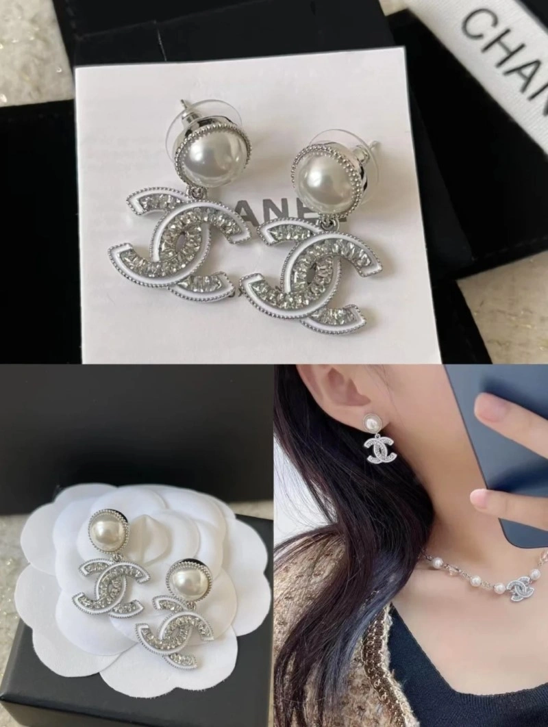 Chanel Earrings Vibrant 220229